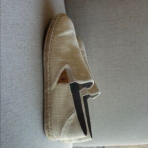 OluKai Cream Flats Comfortable Loafers
